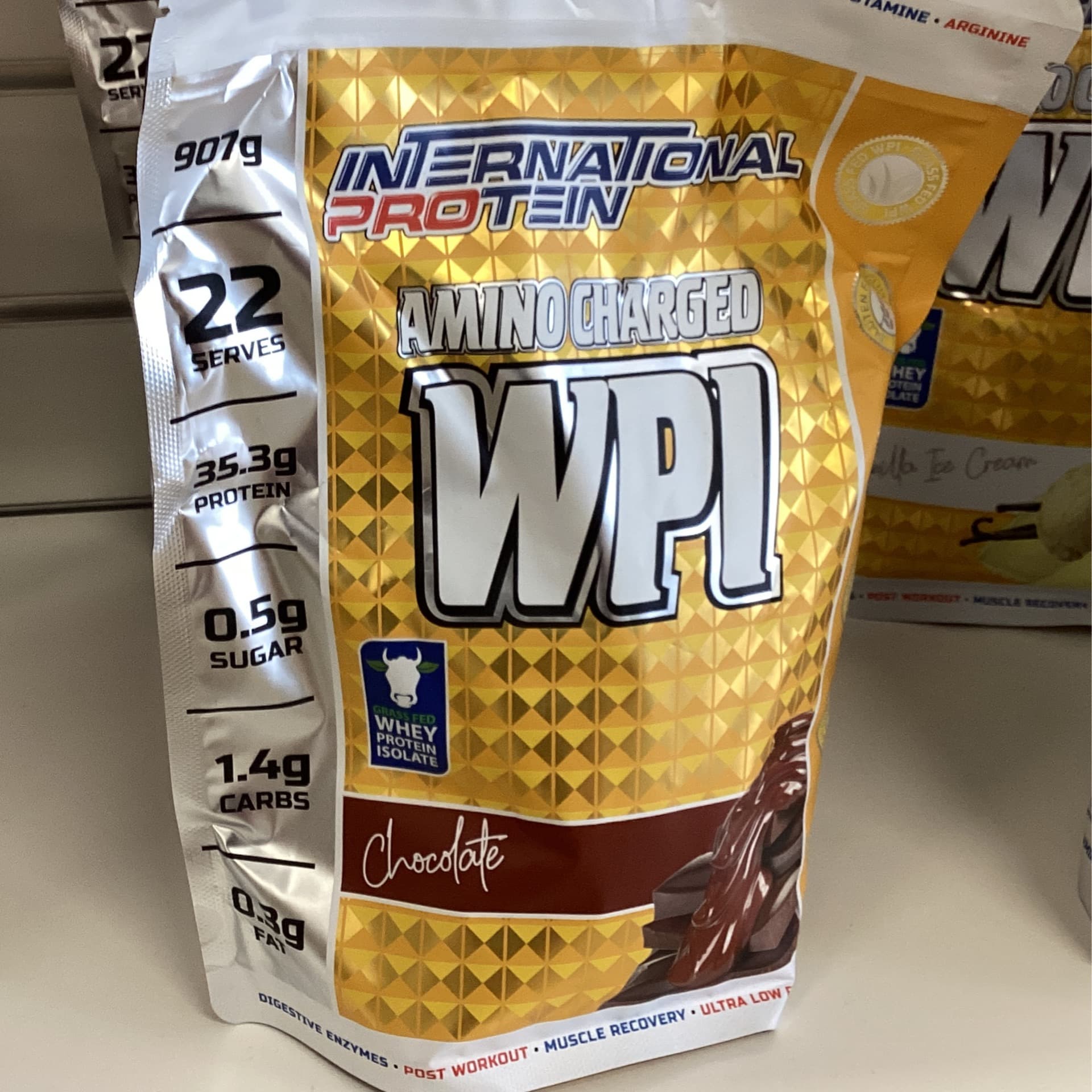 INTERNATIONAL PROTEIN AMINO WPI 907g Chocolate