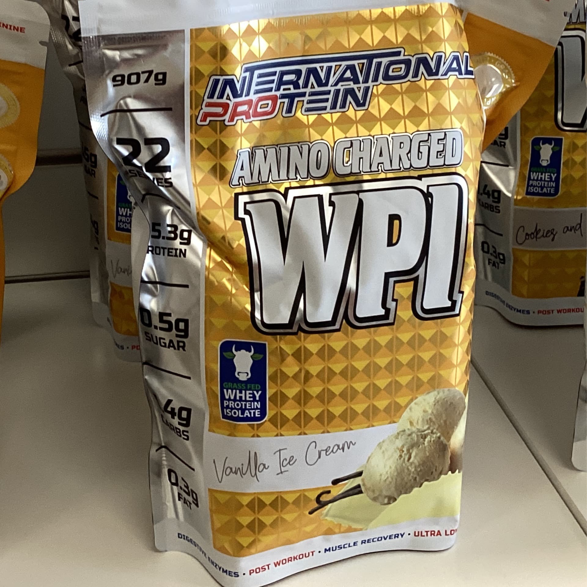 INTERNATIONAL PROTEIN AMINO WPI 907g Vanilla Ice Cream