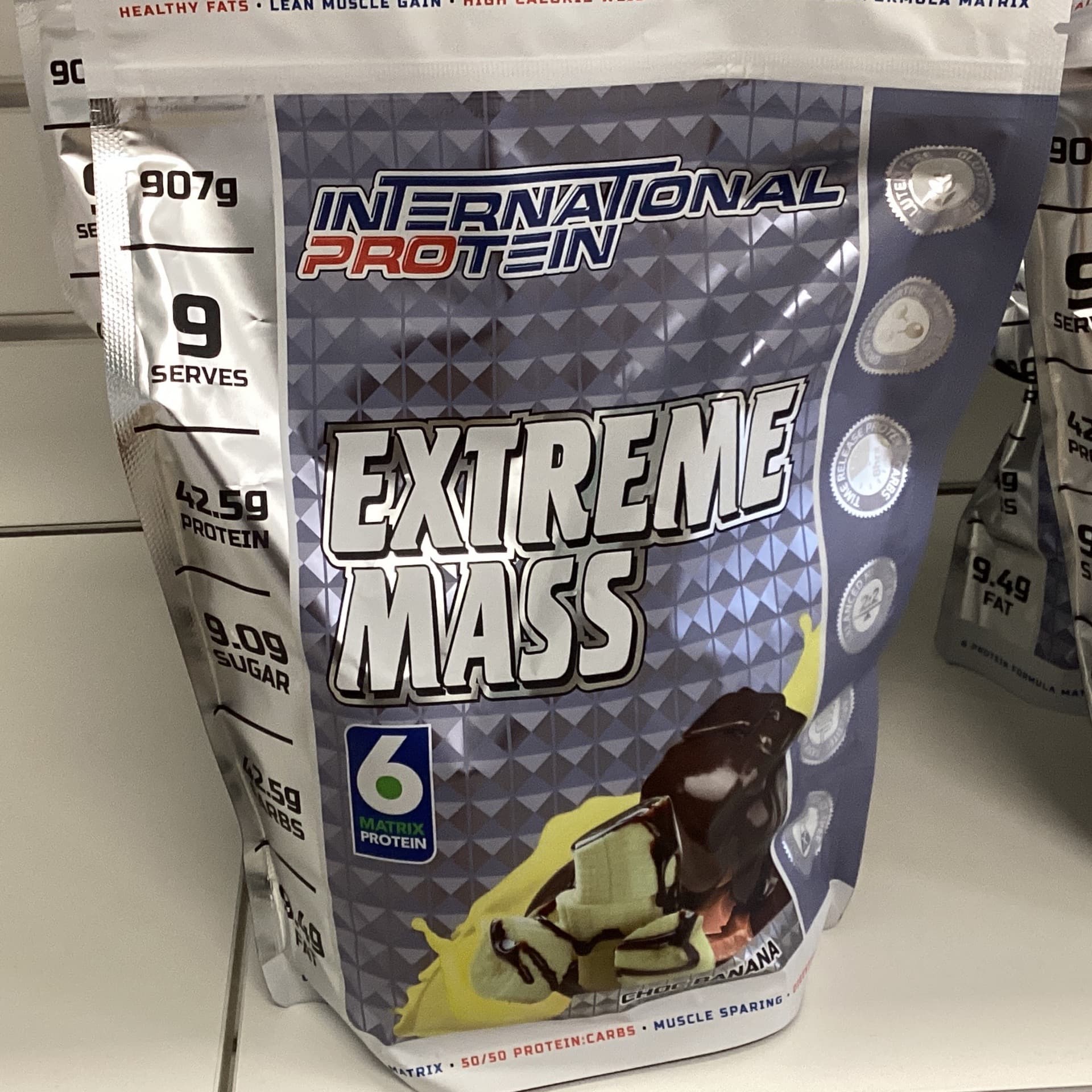 International Protein Extreme Mass Choc Banana 907g